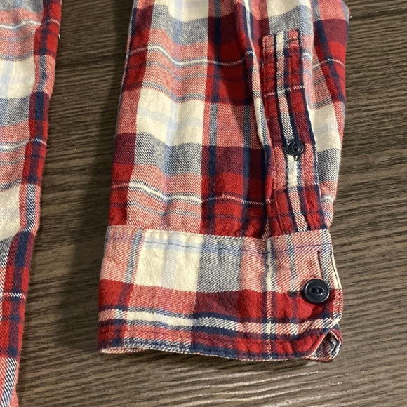 Levi’s plaid flannel. Size L. Red/cream/blue. Button down. Long sleeve. Collar. - Picture 7 of 12